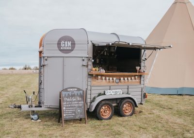 Mobile Gin Bar - Horsebox Bar Hire